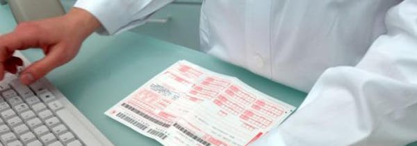 Accesso a case di riposo e RSA, come funziona in Lombardia?